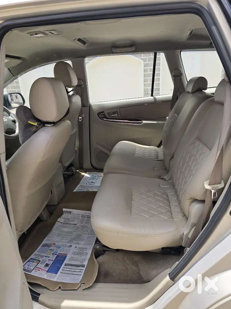 Toyota Innova 2.5 Vx 2013 With Showroom History