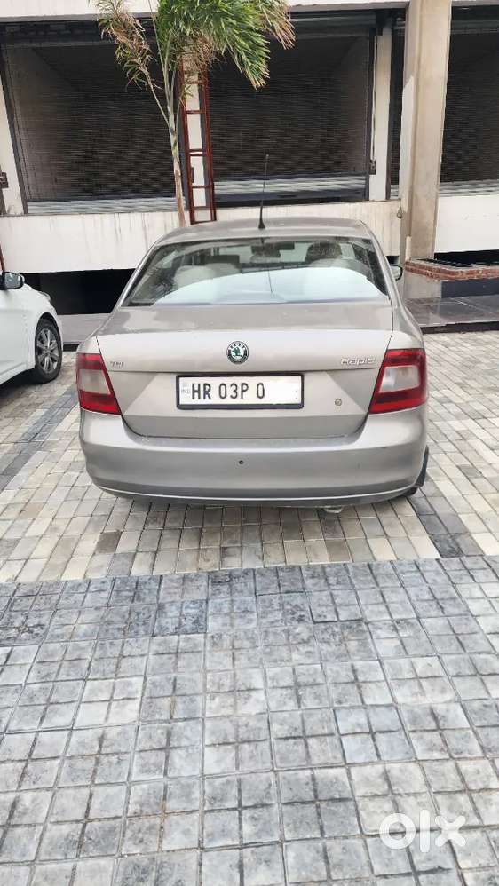 Skoda Rapid Tsi 2012 Diesel 140000 Km Driven