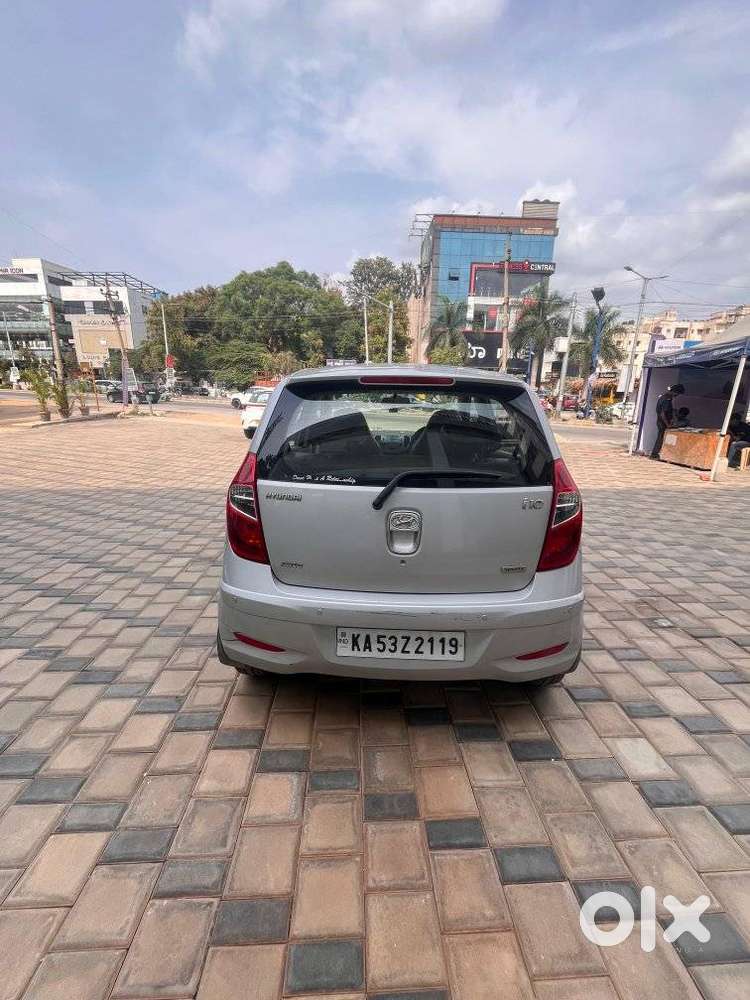 Hyundai I10 Sportz At, 2011, Petrol