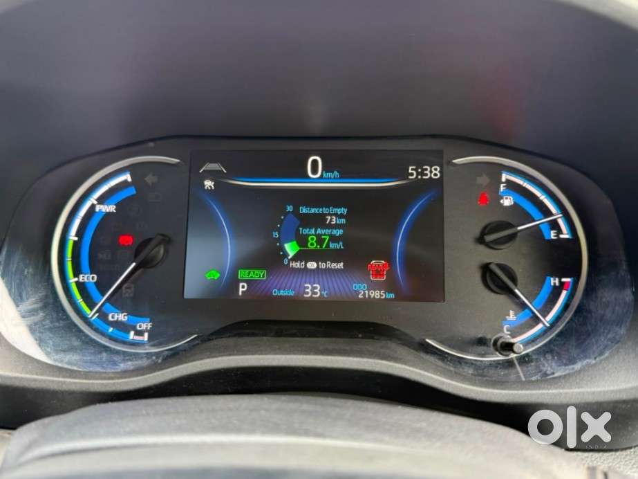 Toyota Innova Hycross 2.0 Zx (o) Hybrid 7 Str, 2025, Petrol