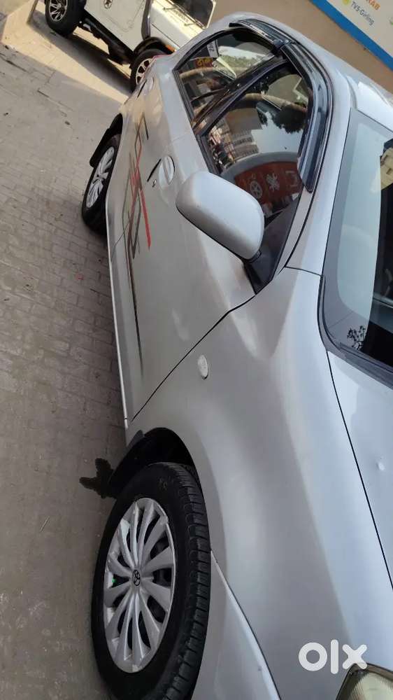 Toyota Etios Liva 2012