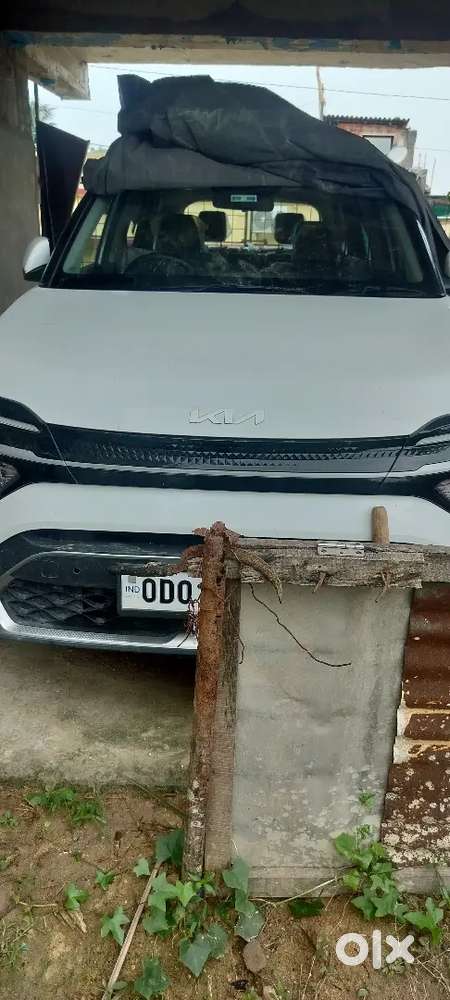 Kia Carens 2023 1.4 Premium Turbo