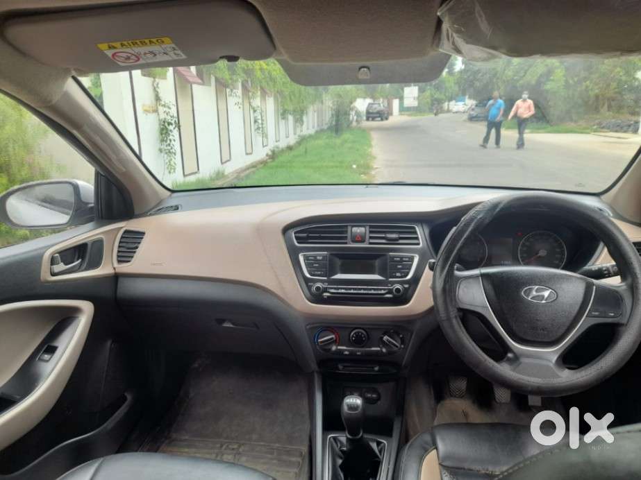 Hyundai I20 Petrol Cvt Magna Executive, 2018, Petrol