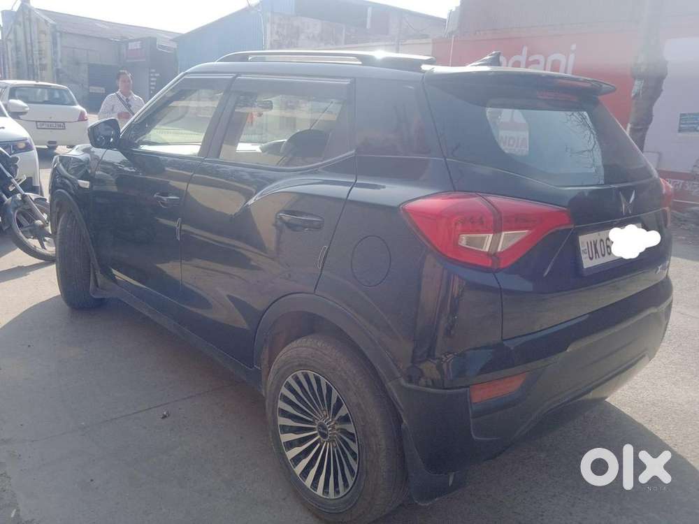 Mahindra Xuv300 2023 Diesel Well Maintained