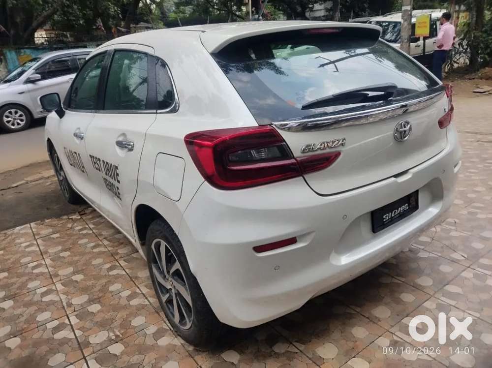 Toyota Glanza 1.2 V Amt, 2023, Petrol