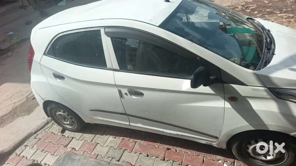 Hyundai Eon 2012 Petrol 80000 Km Driven