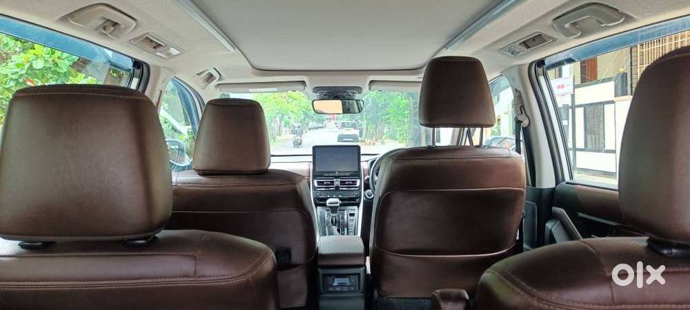 Toyota Innova Hycross 2.0 Zx Hybrid 7 Str, 2024, Petrol