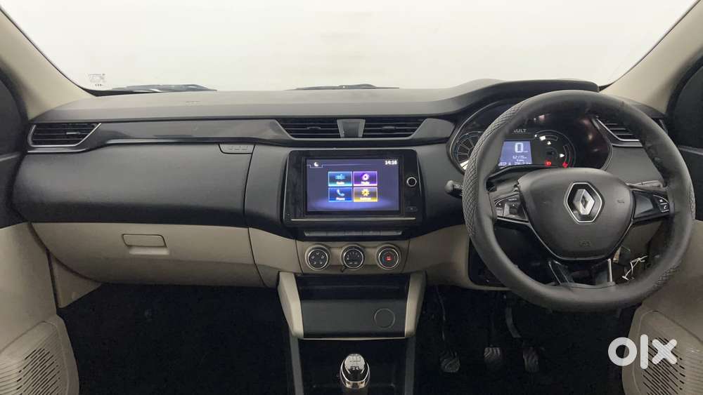 Renault Triber Rxt, 2022, Petrol