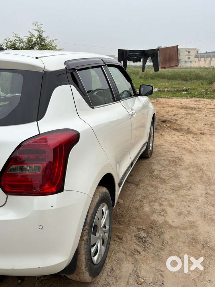 Maruti Suzuki Swift Vxi 2023