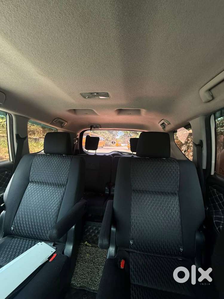 Toyota Innova Crysta 2017