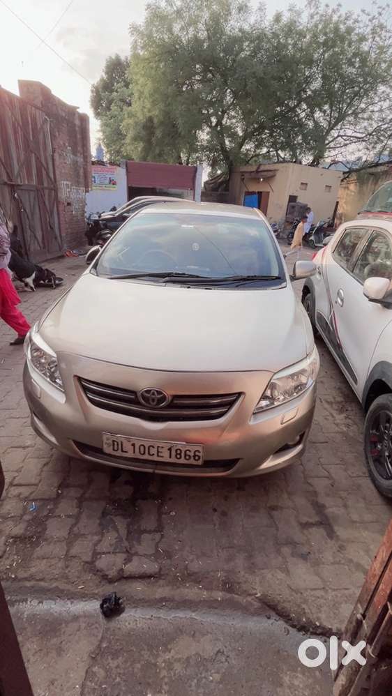 Toyota Corolla Altis 2012 Km Driven
