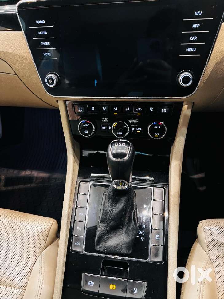 Skoda Superb Laurin And Klement 1.8, 2019, Petrol