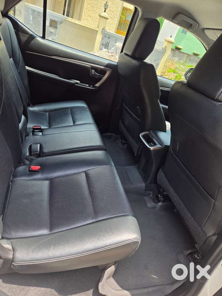 Toyota Fortuner 4x2 Mt 2.8 Diesel, 2022, Diesel