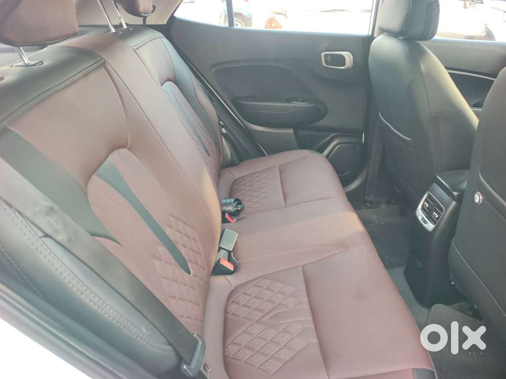 Hyundai Venue 1.0 Sx (o) Turbo Dct, 2019, Petrol