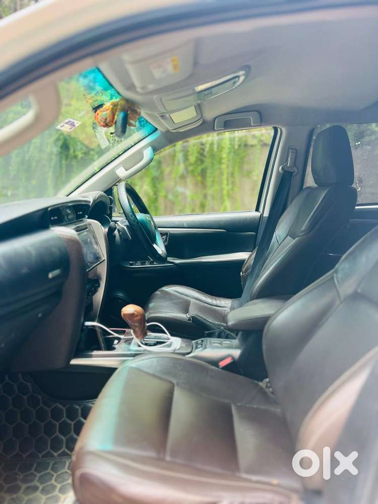 Toyota Fortuner [2021-ongoing] 2.8 2wd Diesel At, 2018, Diesel