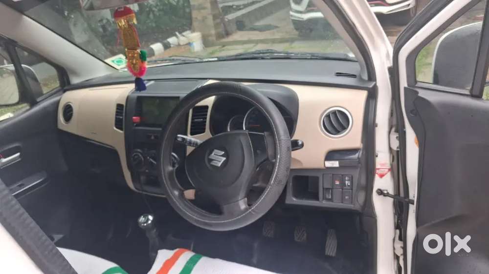 Maruti Suzuki Wagon R Flex Fuel 2017 Petrol Well Maintained