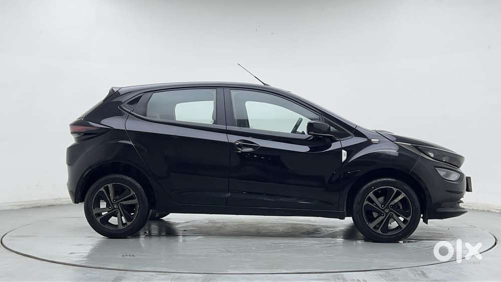 Tata Altroz 1.5 Xz Plus Diesel Dark Edition, 2022, Diesel