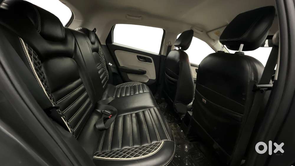 Tata Altroz 1.2 Xt, 2022, Petrol
