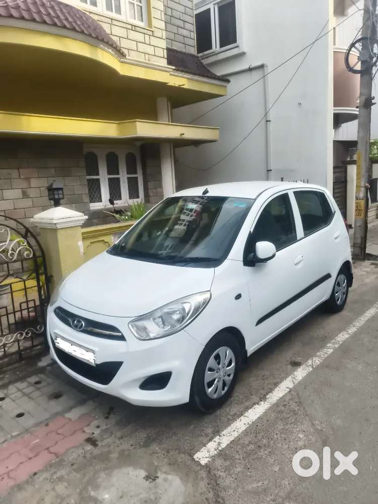 Hyundai I10 Magna 1.2 Solid Bs4 Engine 2011 Car