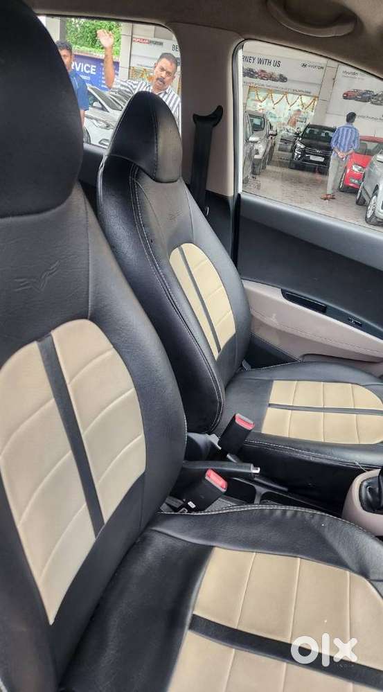 Hyundai Grand I10 Sportz, 2014, Petrol