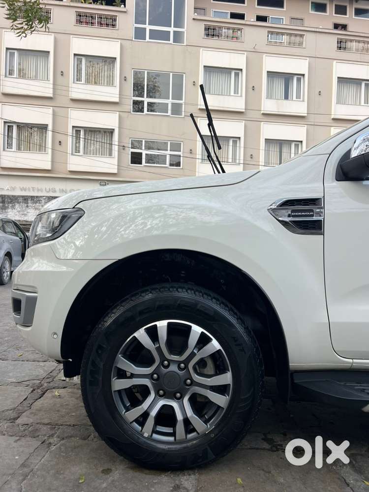 Ford Endeavour 2021 Only 9900 Kms