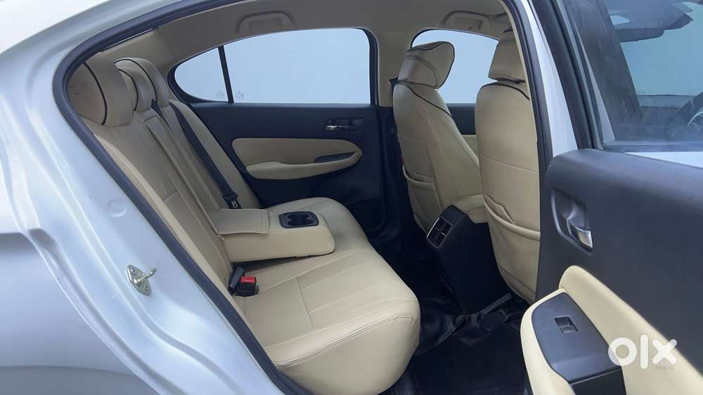 Honda City 1.5 V Mt, 2023, Petrol