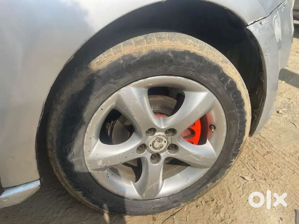 Skoda Rapid Tsi 2013