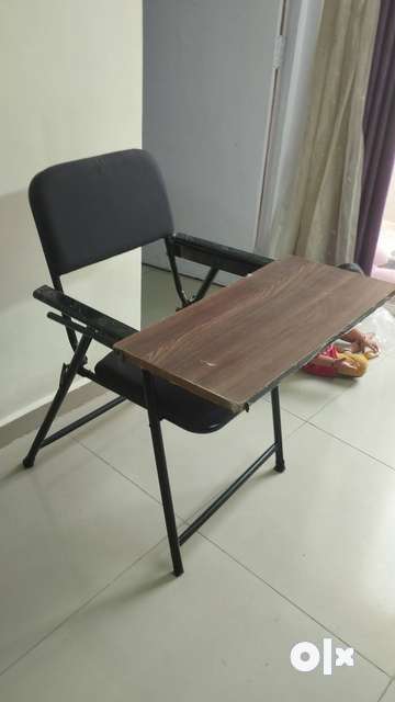 Desk discount cum chair