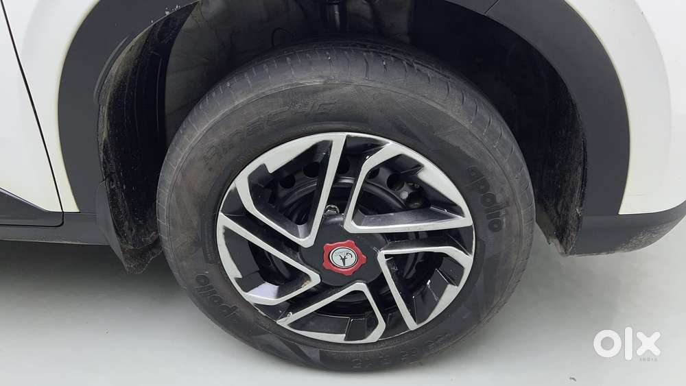 Hyundai Venue 1.2 S (o), 2024, Petrol