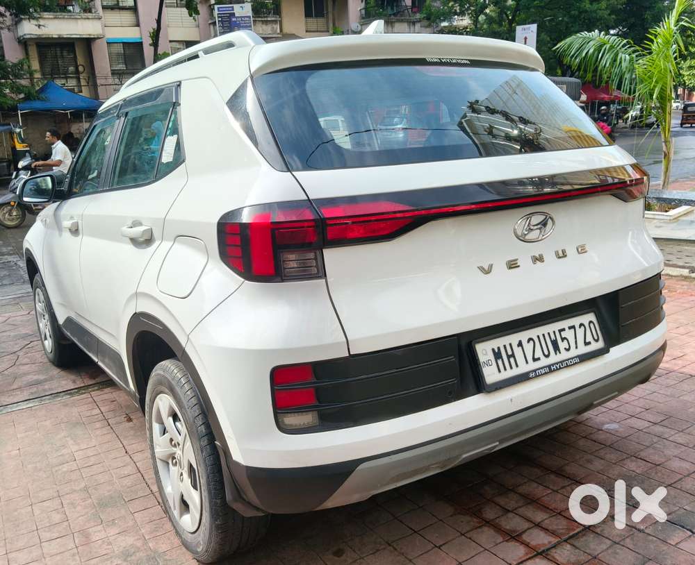 Hyundai Venue S 1.2 Petrol, 2022, Petrol