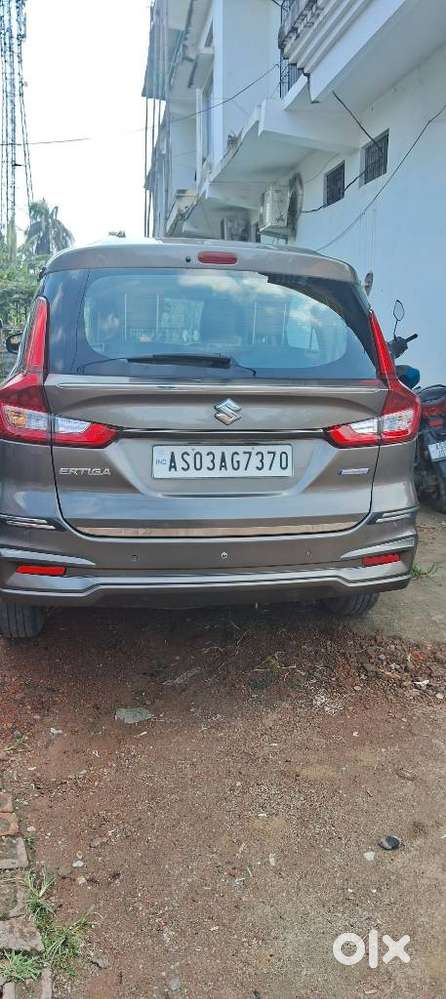 Maruti Suzuki Ertiga Zxi Shvs, 2022, Petrol