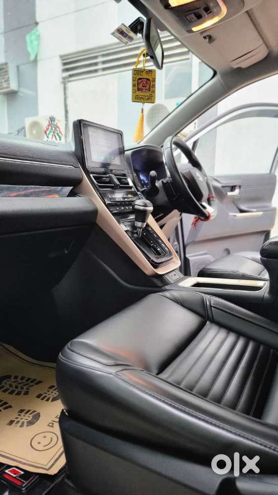 Maruti Suzuki Invicto Zeta Plus 7str, 2023, Petrol