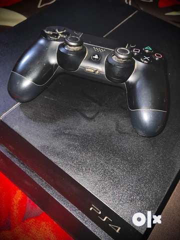 PlayStation 4 500GB - Black