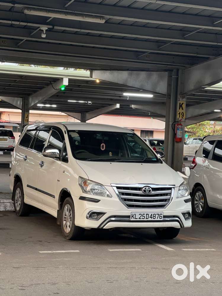 Toyota Innova Diesel 2012