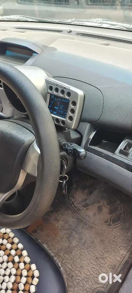 Chevrolet Beat Petrol 2010