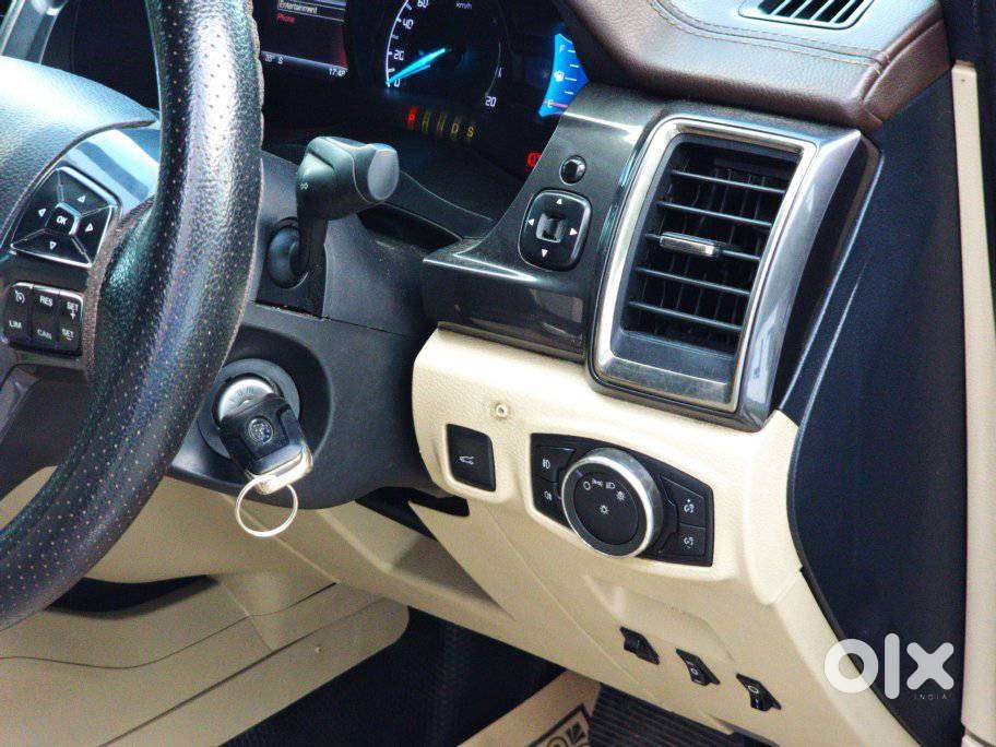 Ford Endeavour 2.2 Titanium At 4x2, 2016, Diesel