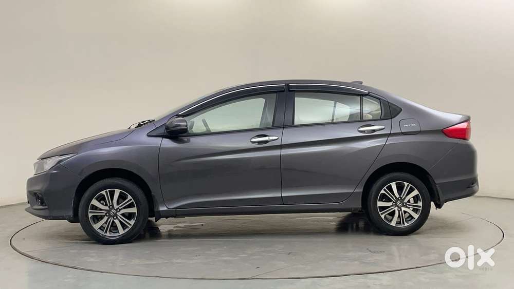 Honda City I-vtec V, 2022, Petrol
