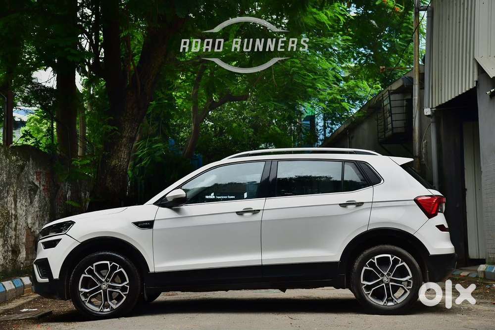 Skoda Kushaq 1.0 Tsi Style At, 2023, Petrol