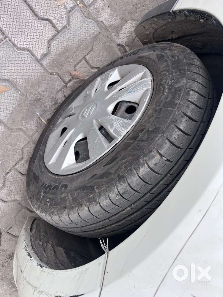 Maruti Suzuki Swift Dzire 1.2 Vxi Bsiv, 2013, Petrol
