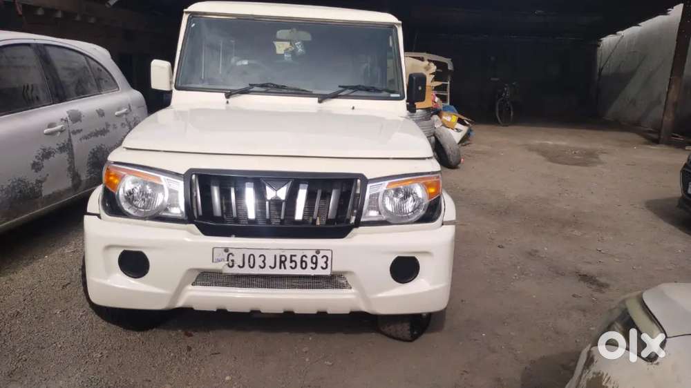 Mahindra Bolero 2017 Diesel  2nd Owner  Gj-03  15 Km/l  Excellent