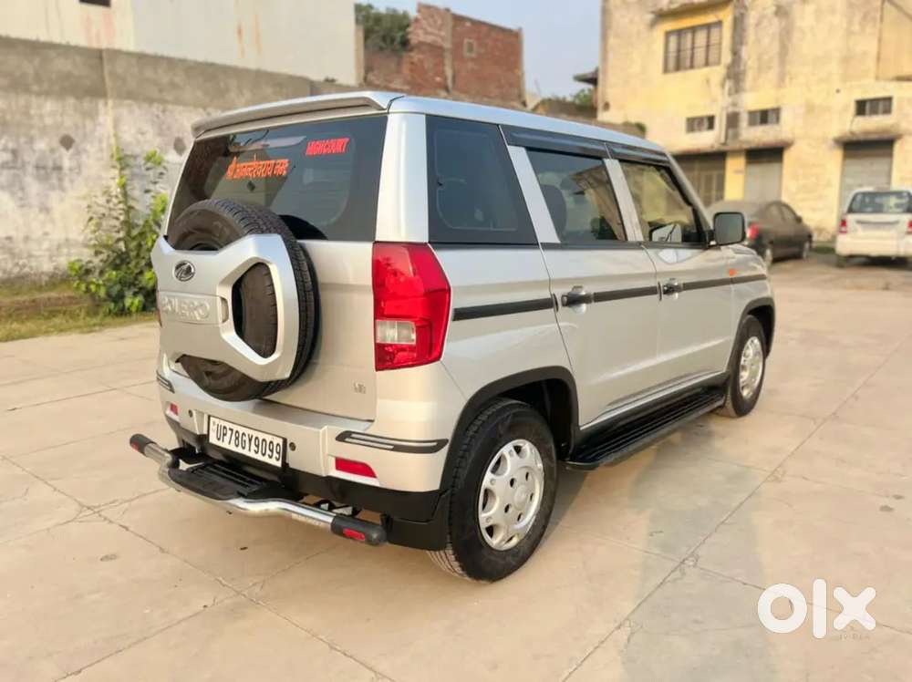 Car Mahindra Car