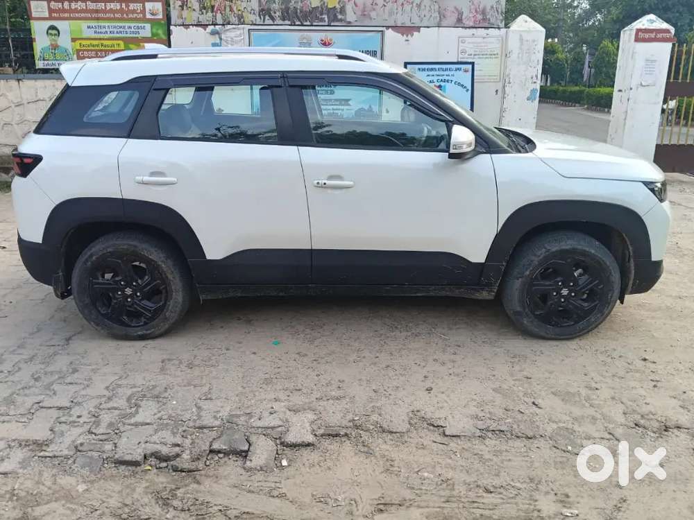 Maruti Brezza Hybrid 2023
