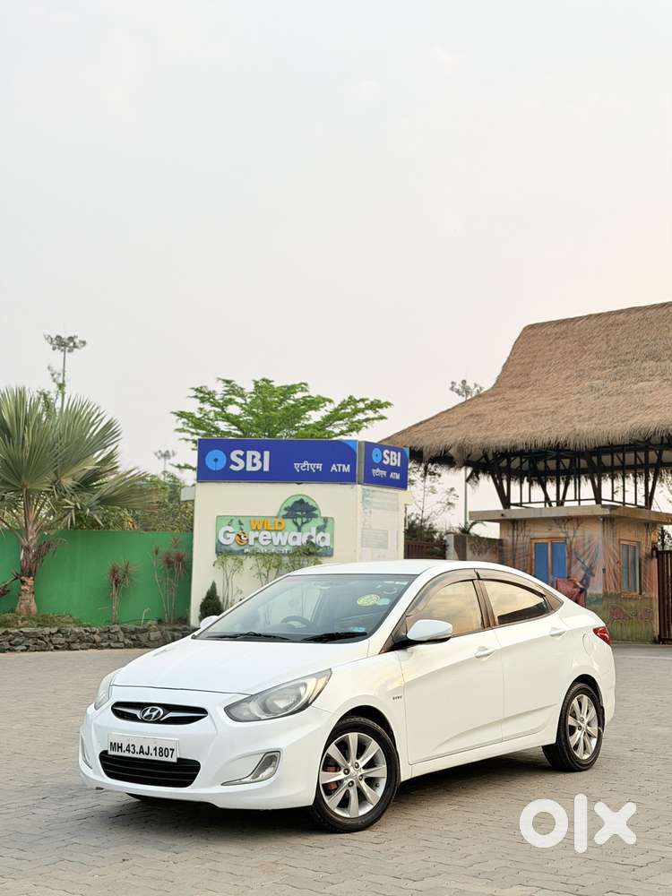 Hyundai Fluidic Verna 1.6 Vtvt Sx, 2011, Petrol