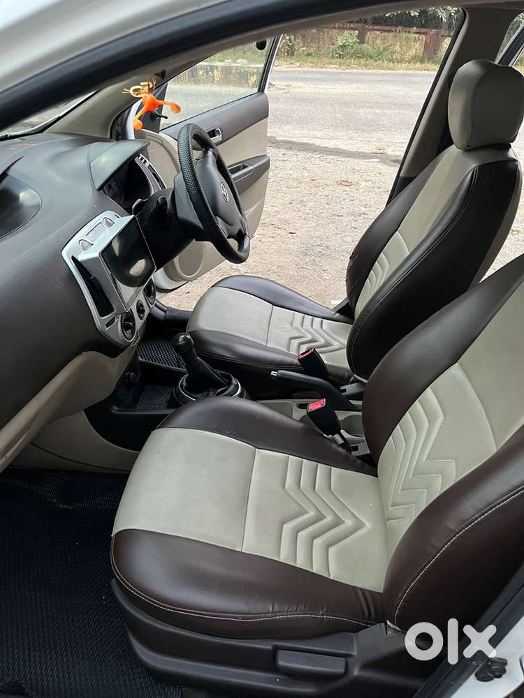 Hyundai I20 Petrol Manual 2013