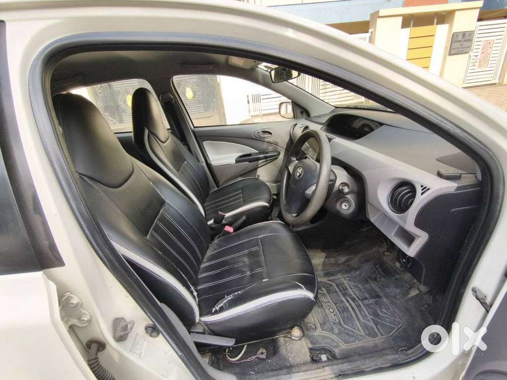 Toyota Etios Liva 2011-2012 G, 2011, Diesel