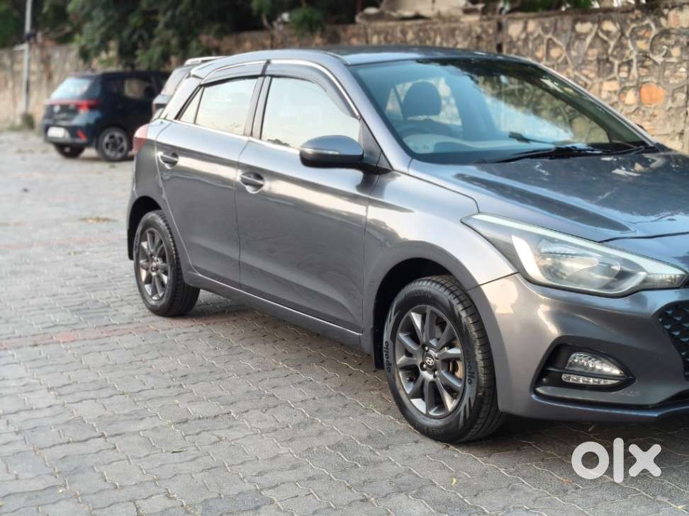 Hyundai I20 Asta 1.2 Mt Dual Tone, 2019, Petrol