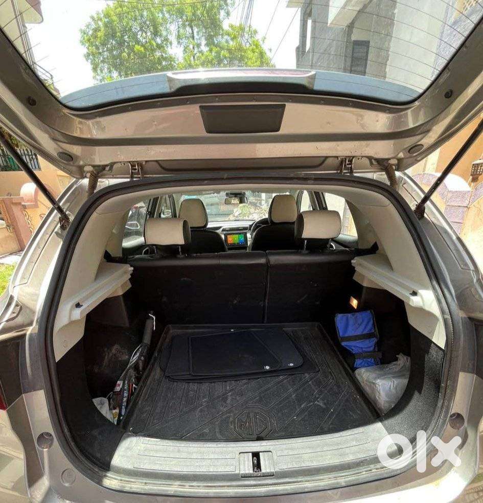 Mg Astor Zs Vti-tech Cvt Sharp, 2025, Petrol