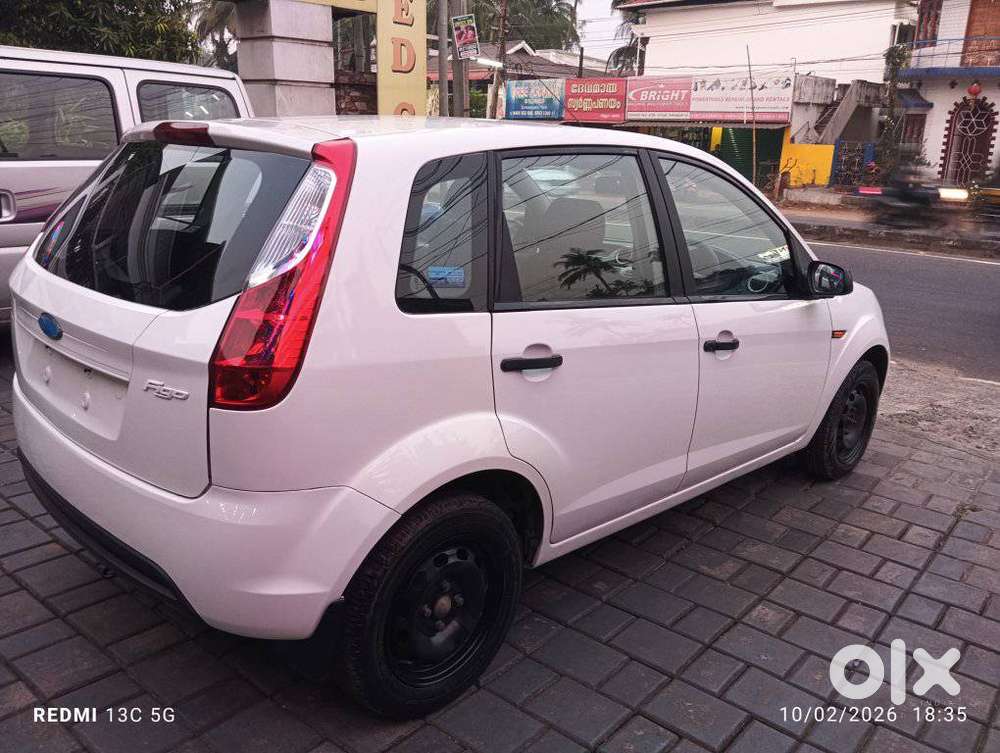 Ford Figo 1.2 Duratec Petrol Zxi, 2011, Petrol