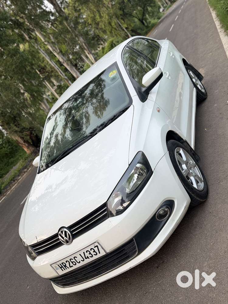 Volkswagen Vento Petrol Highline At, 2014, Petrol