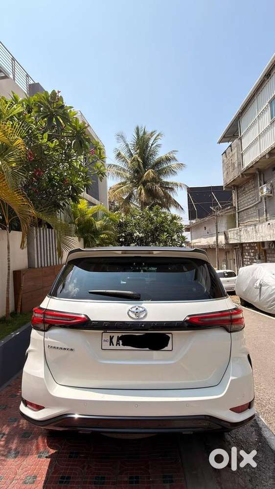 Toyota Fortuner Legender 2022 Diesel Well Maintained